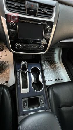 نيسان ألتيما